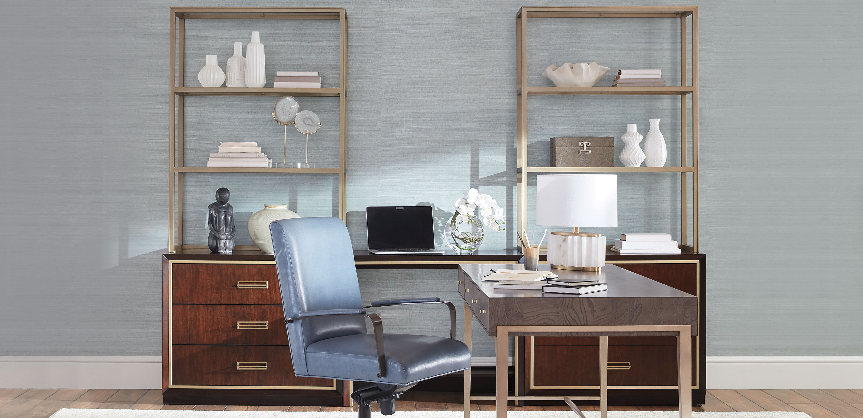 Faraday Classic Three-Piece Office Island_6