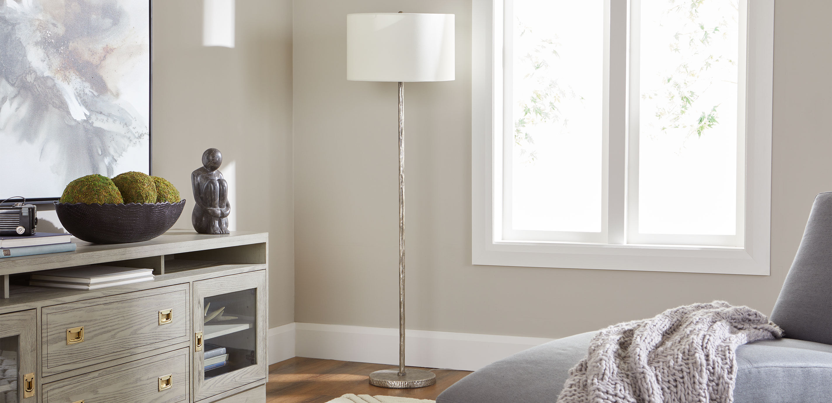 Caspius Floor Lamp_4