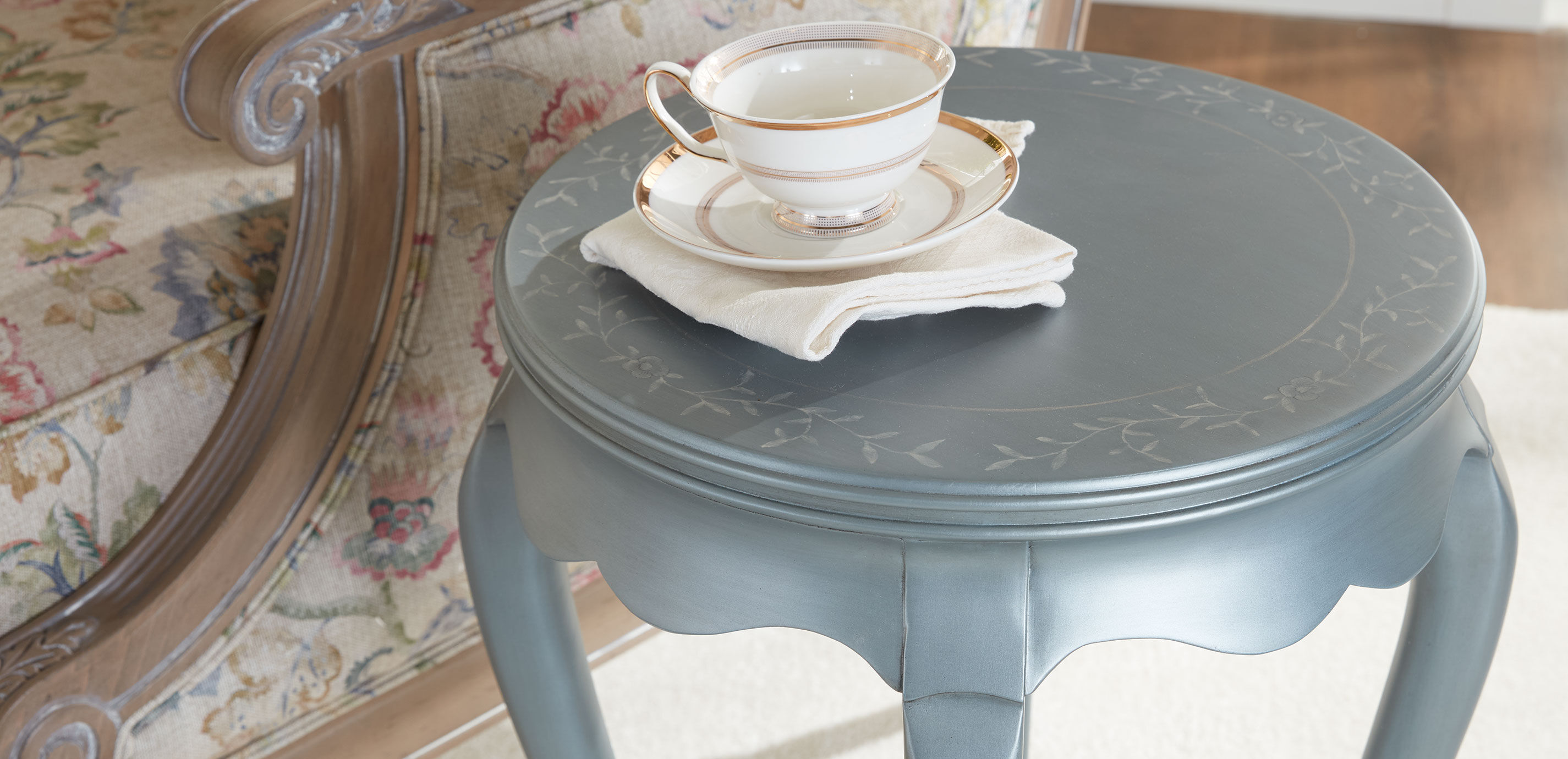 Florette Accent Table_7