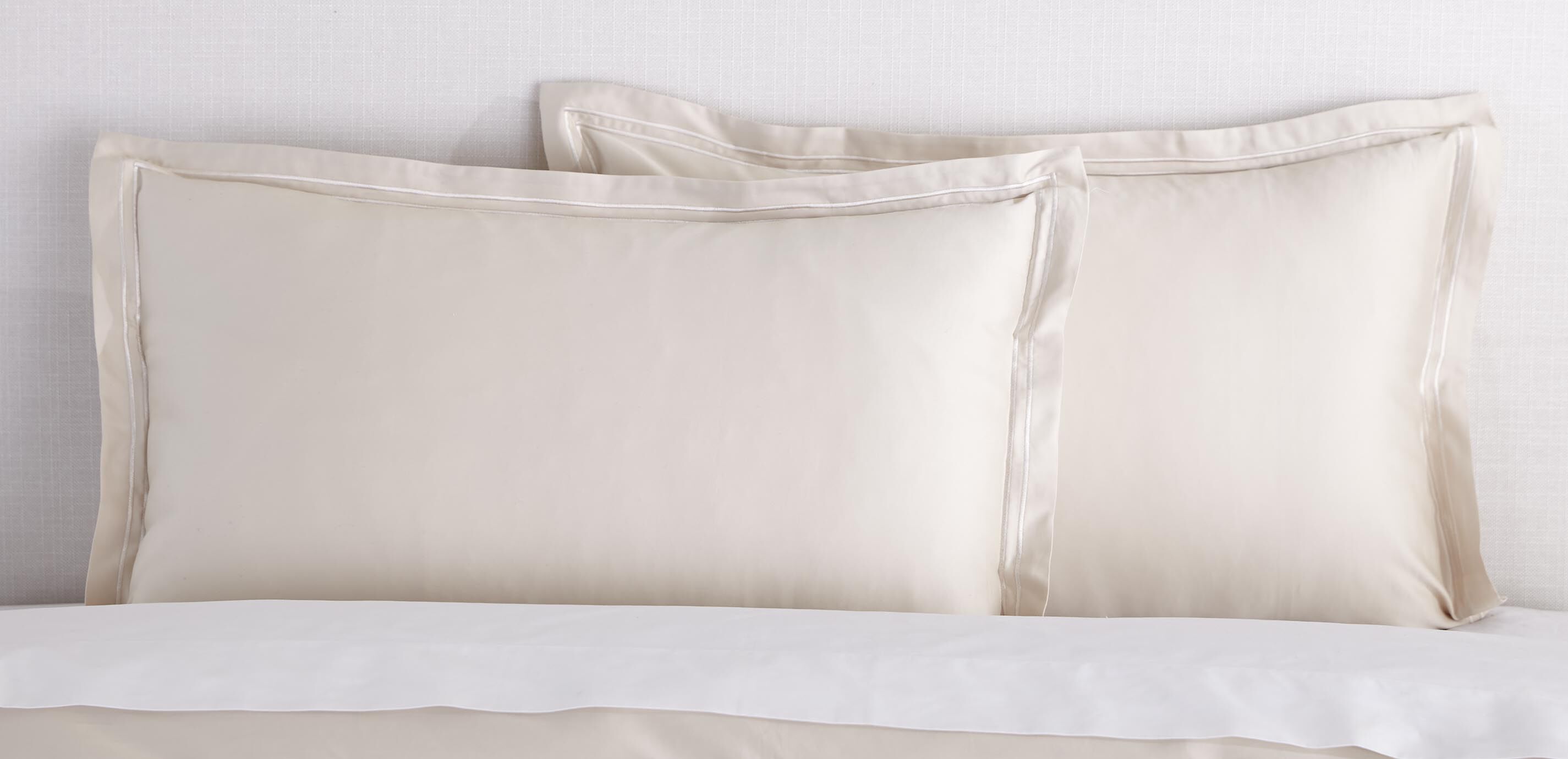 Solid Silk-Blend Duvet Cover and Shams Set_2