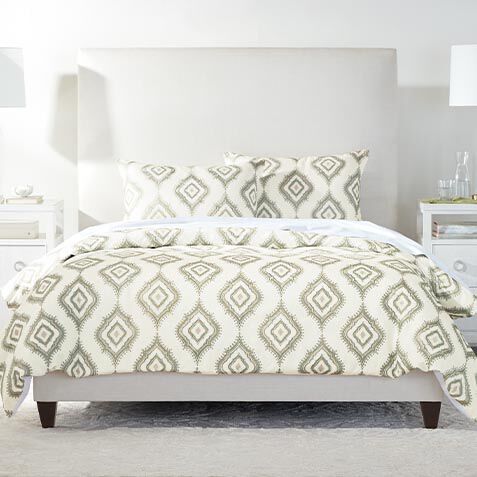 White & Green Embroidered Duvet Cover and Shams Set image 036236SET