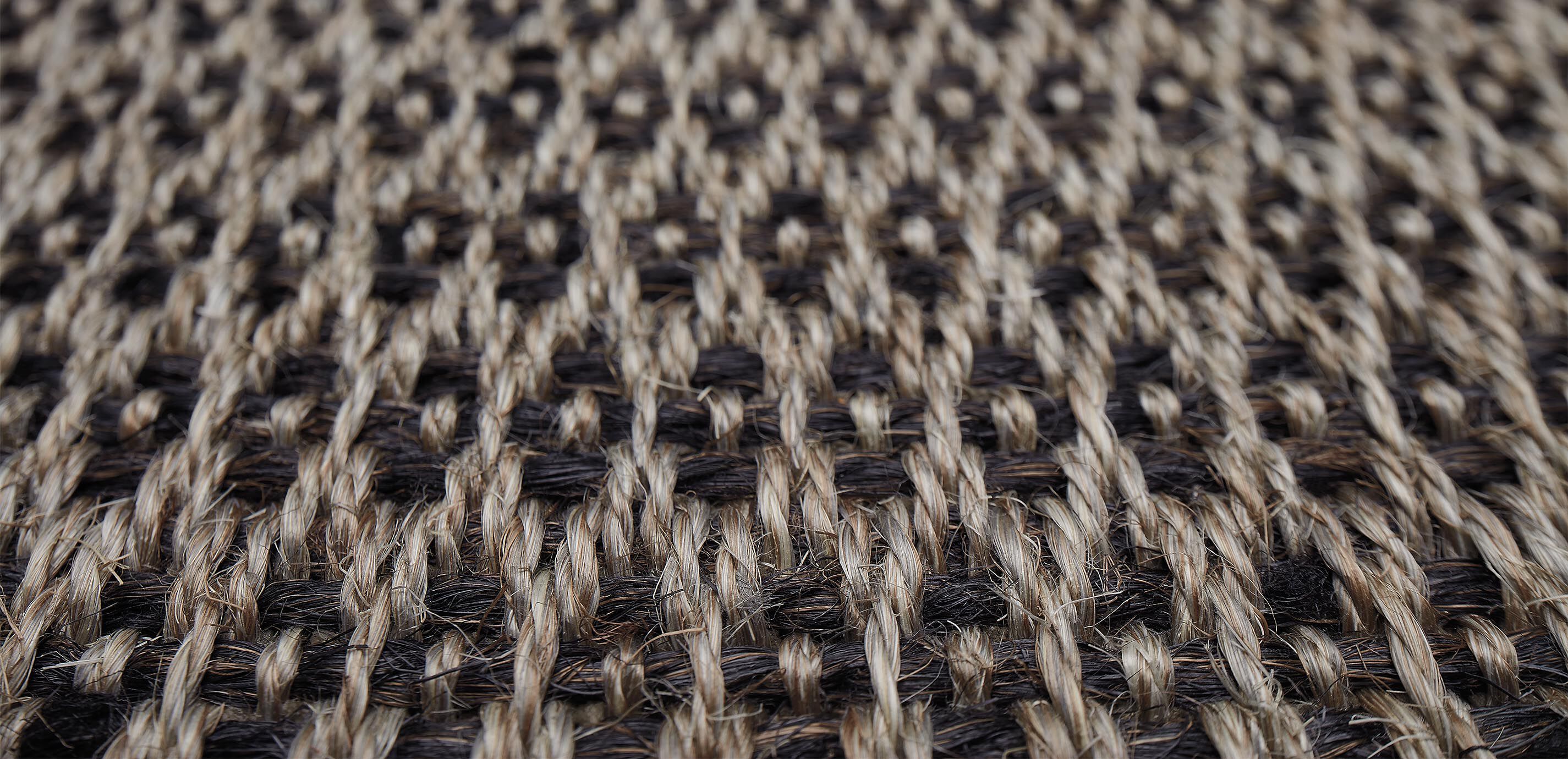 Raylan Serged Rug_4