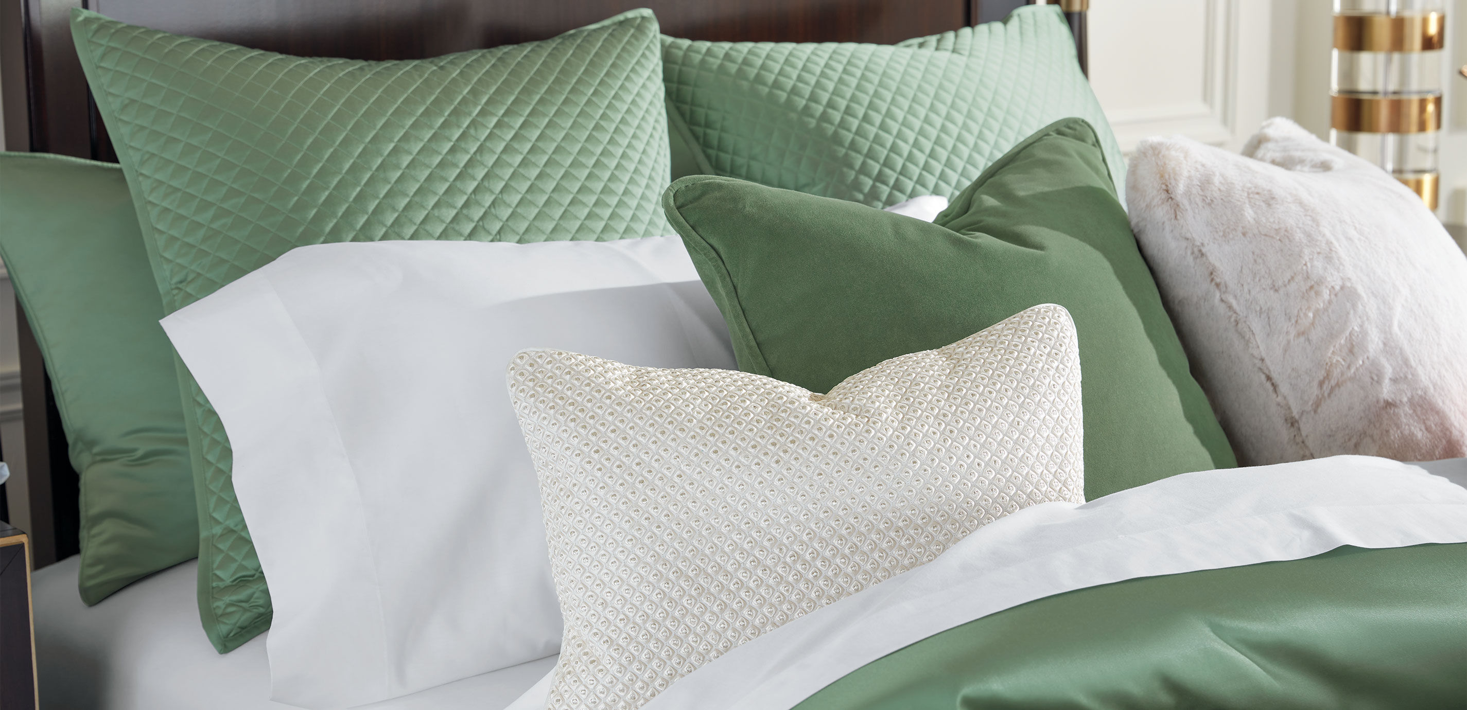 Embroidered Knot Lumbar Pillow_4
