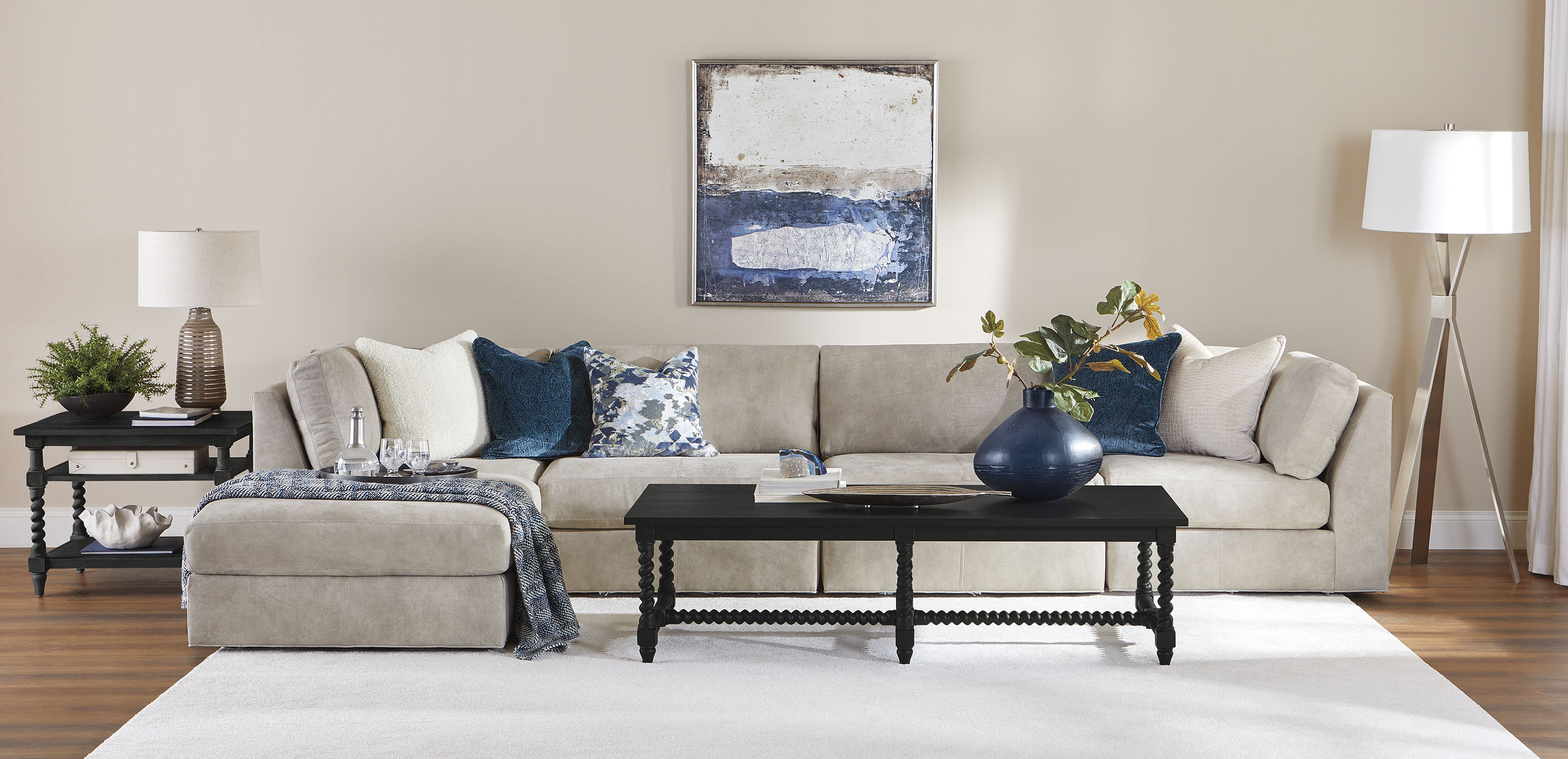 Madalynn Barley Twist End Table_7