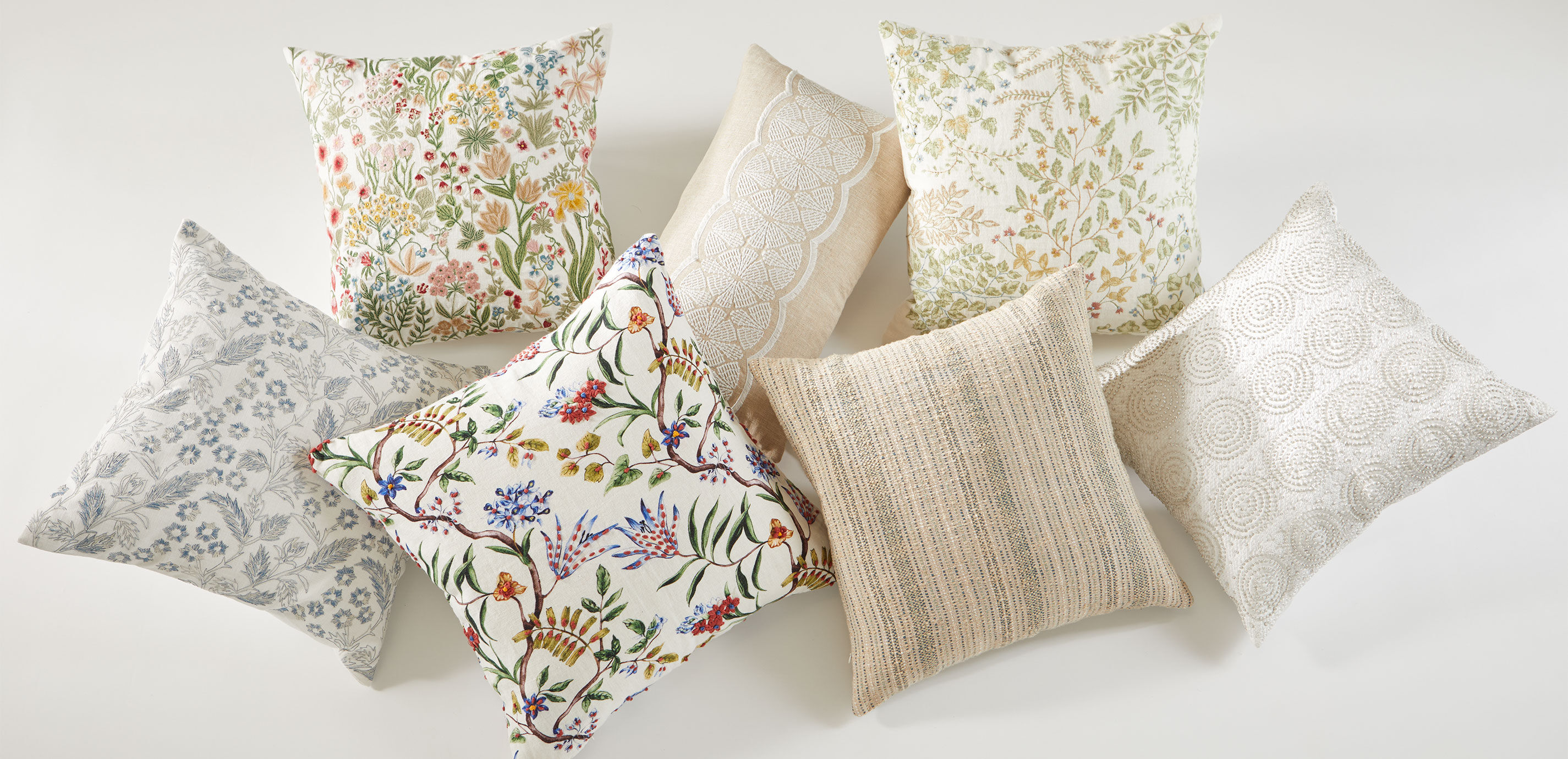 Blue Floral Scribble Pillow_6