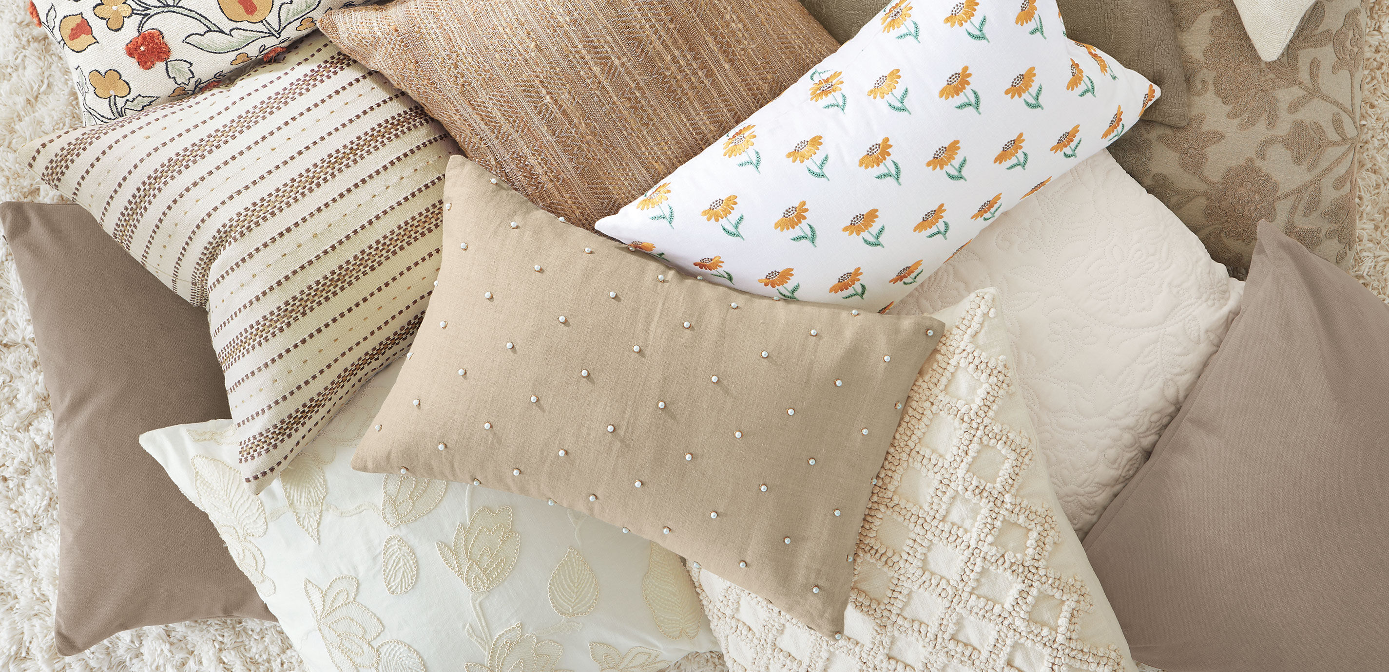Pixel Stripe Pillow_7