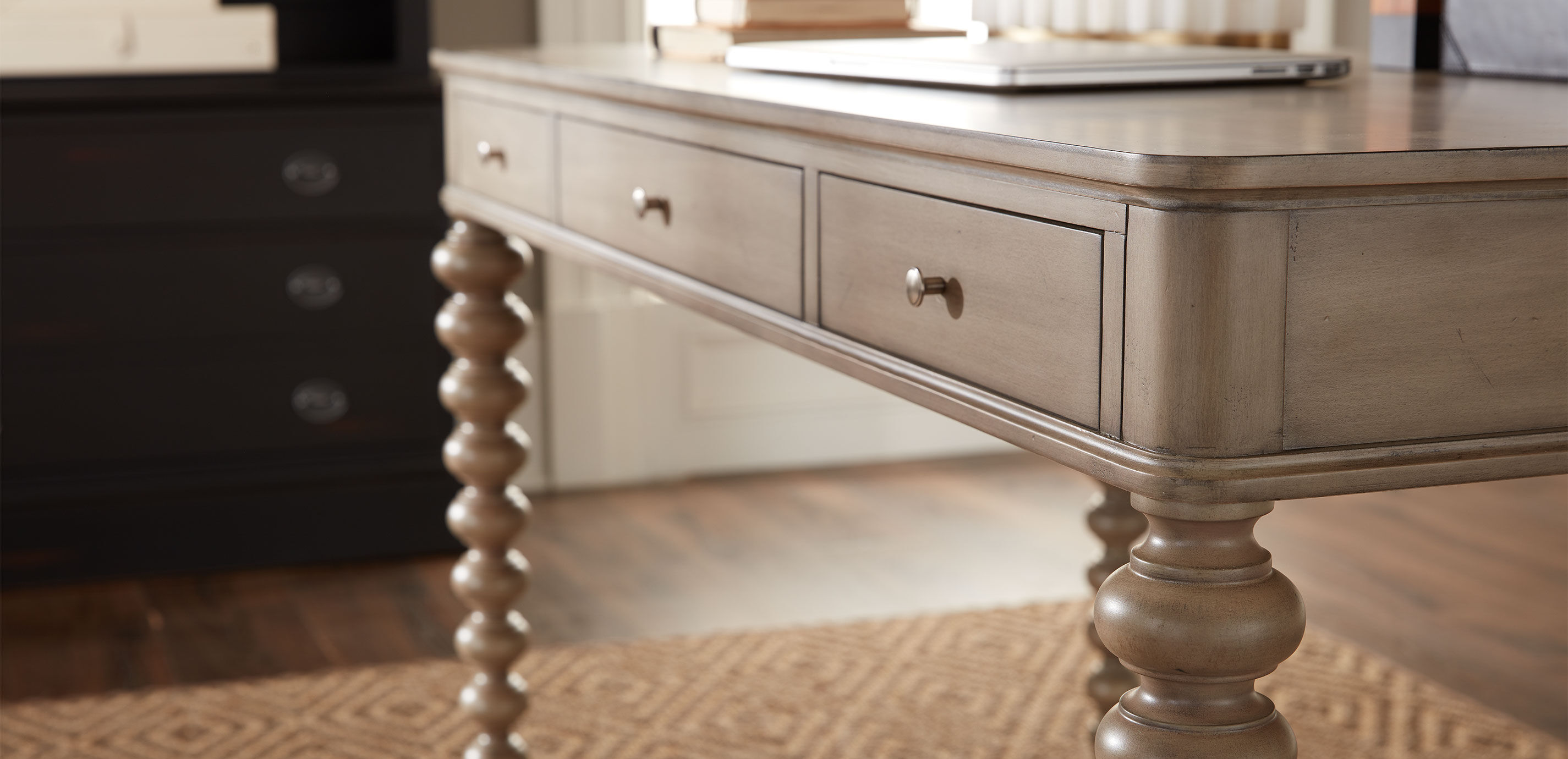 Custom Rounded-Corner Home Office Desk_4