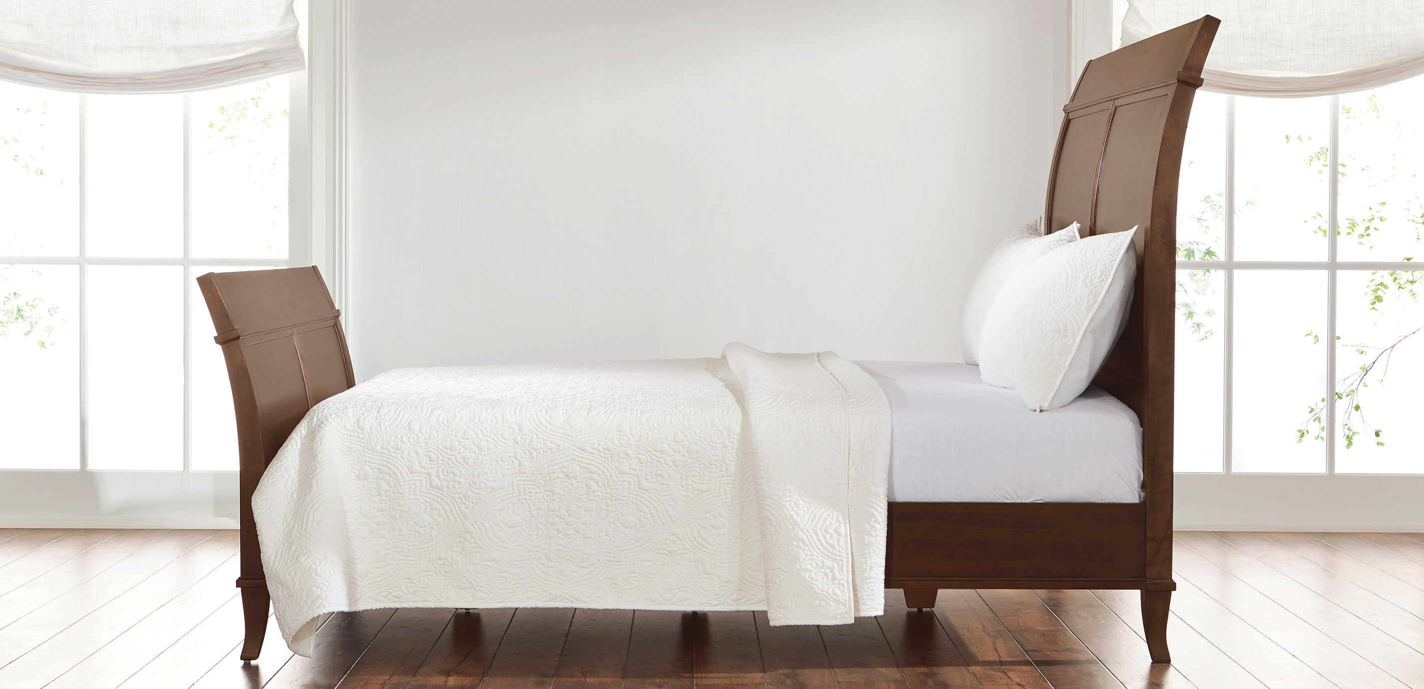 Paeton Sleigh Bed_5