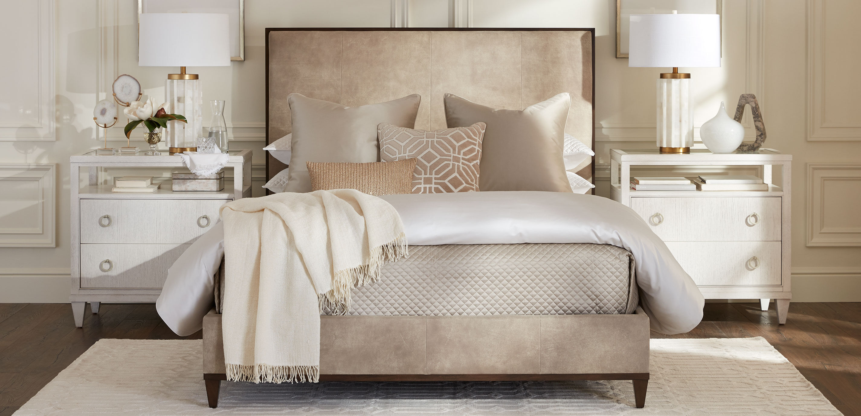 Beldon Leather Bed_4