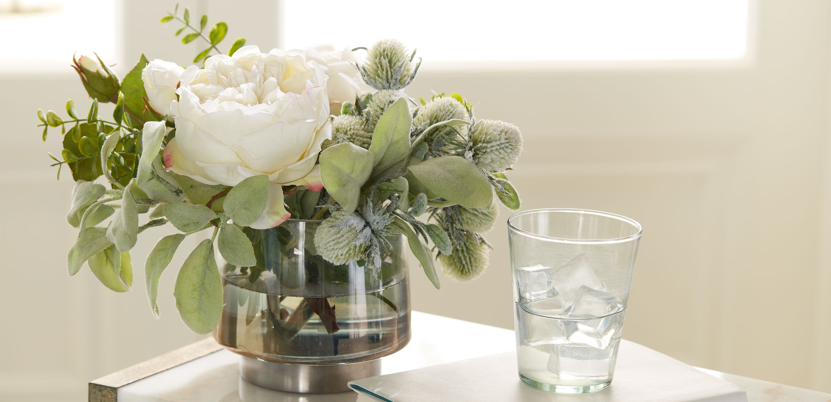 Rose Thistle Mix in Glass Vase_3