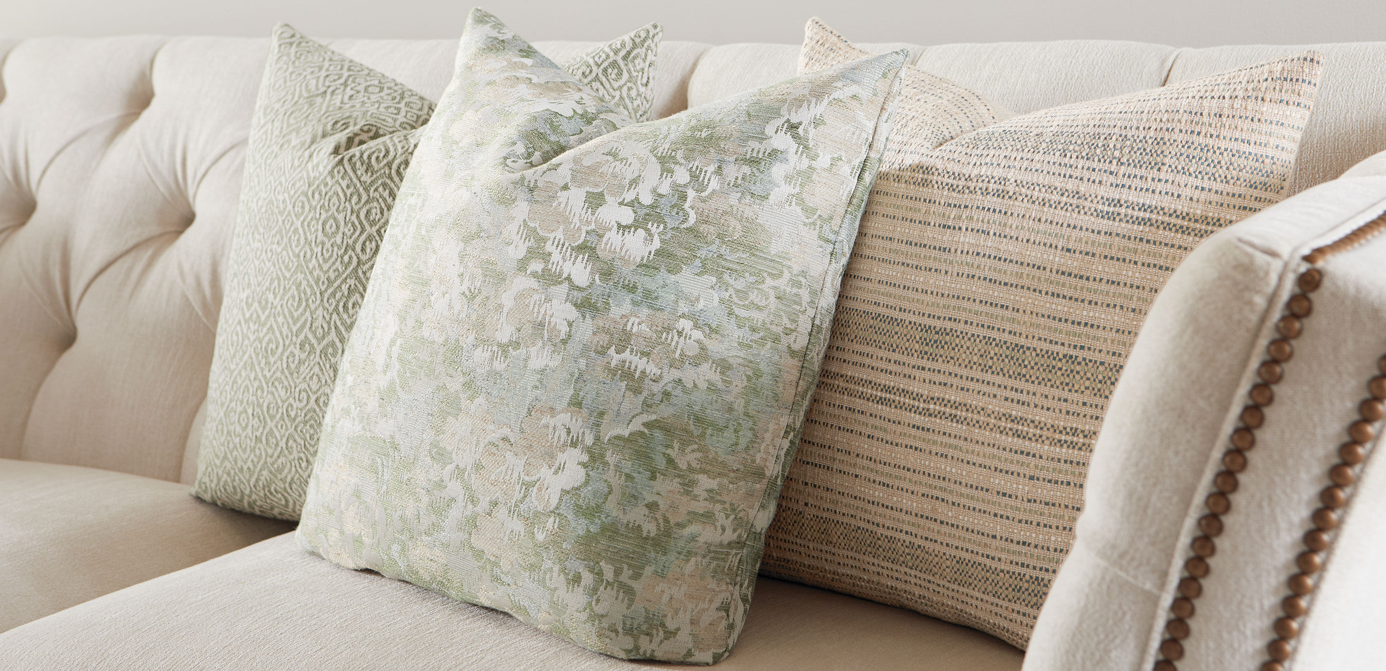 Green Metallic Dash Pillow_9