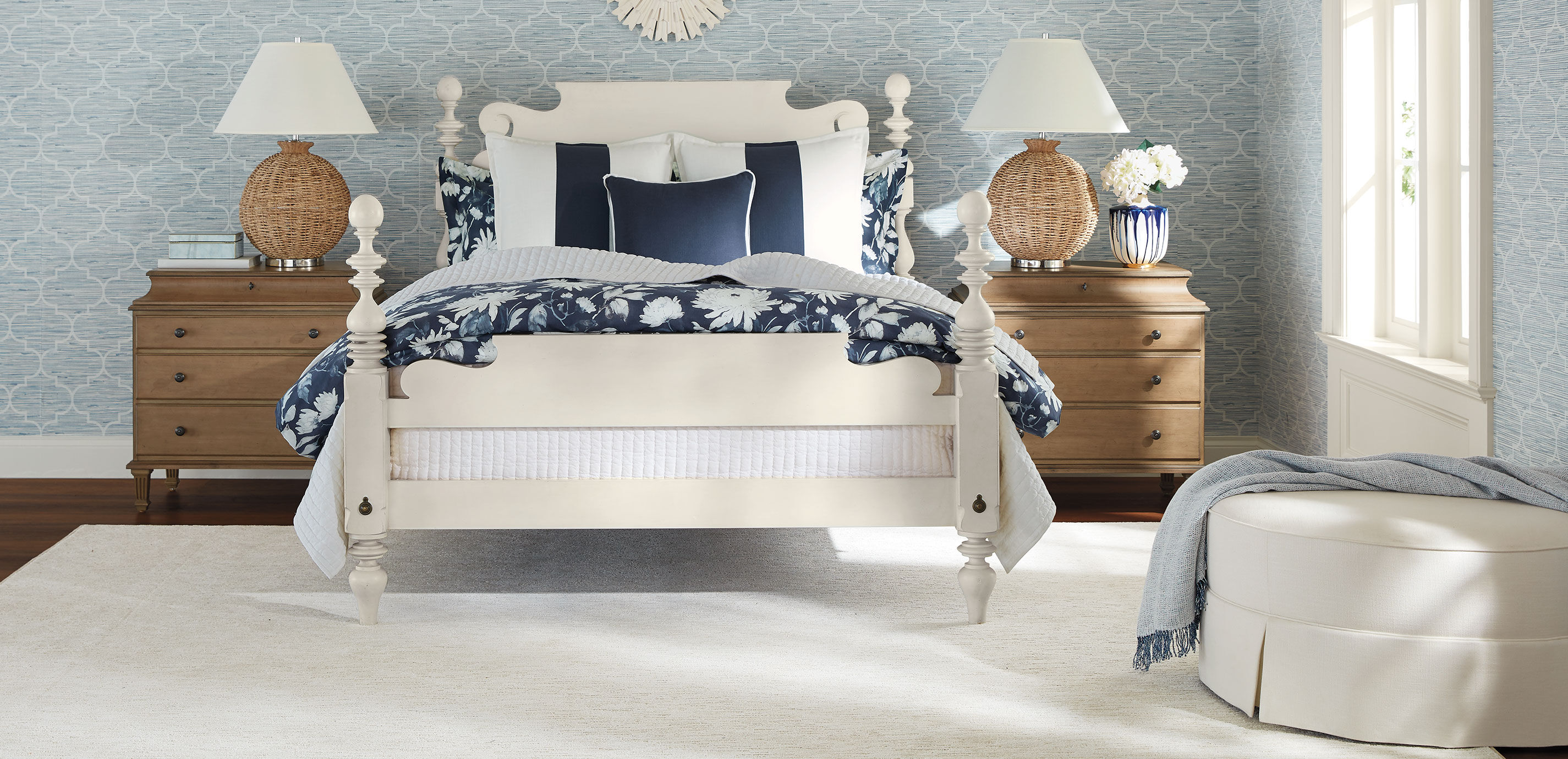 Leora Night Table_10