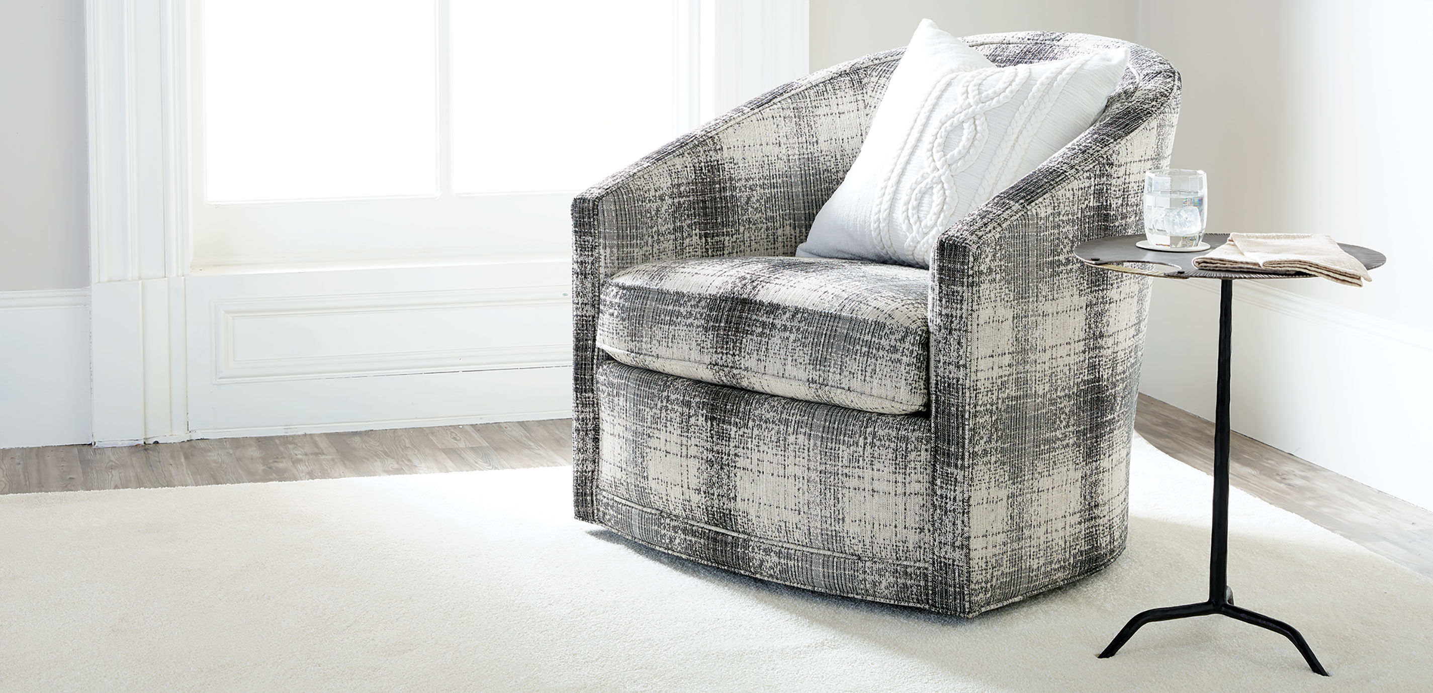Baylee Barrel-Back Swivel Chair