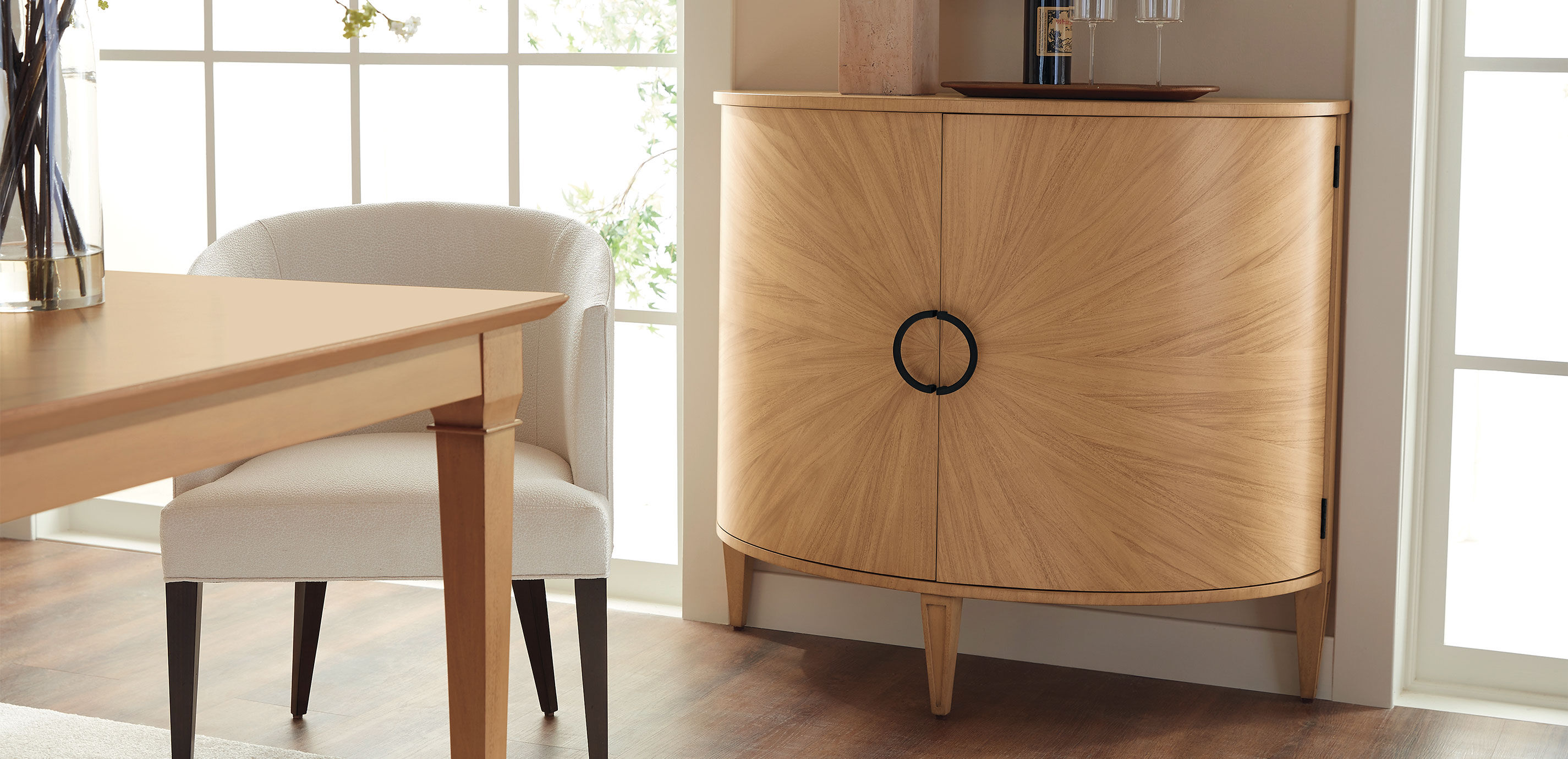 Eliana Demilune Console_10