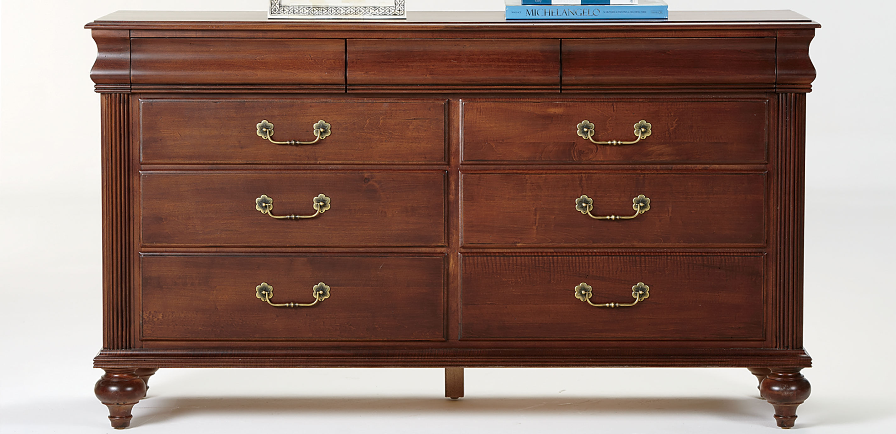 Marques Dresser_5