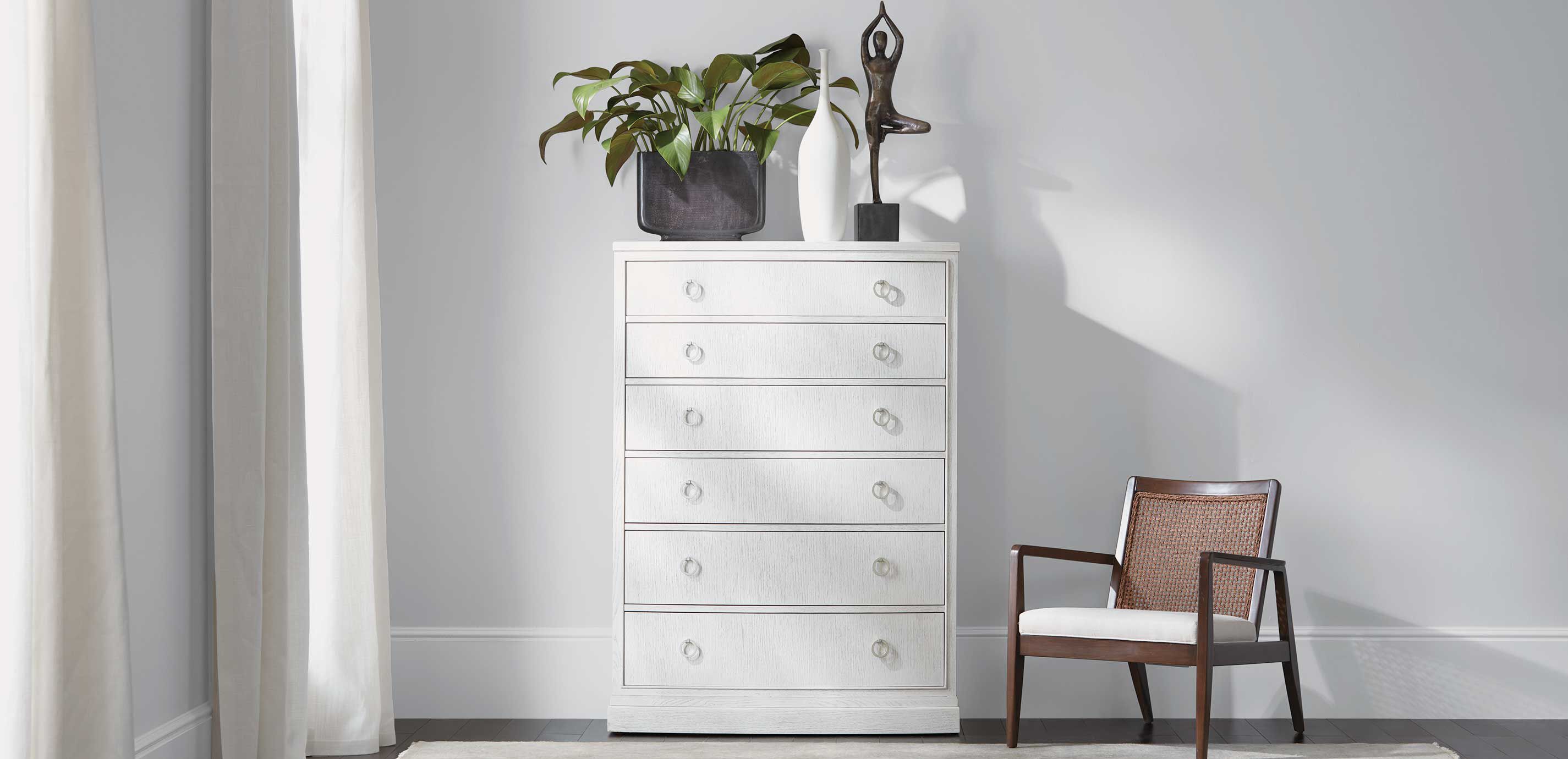 Issa White Vase_4