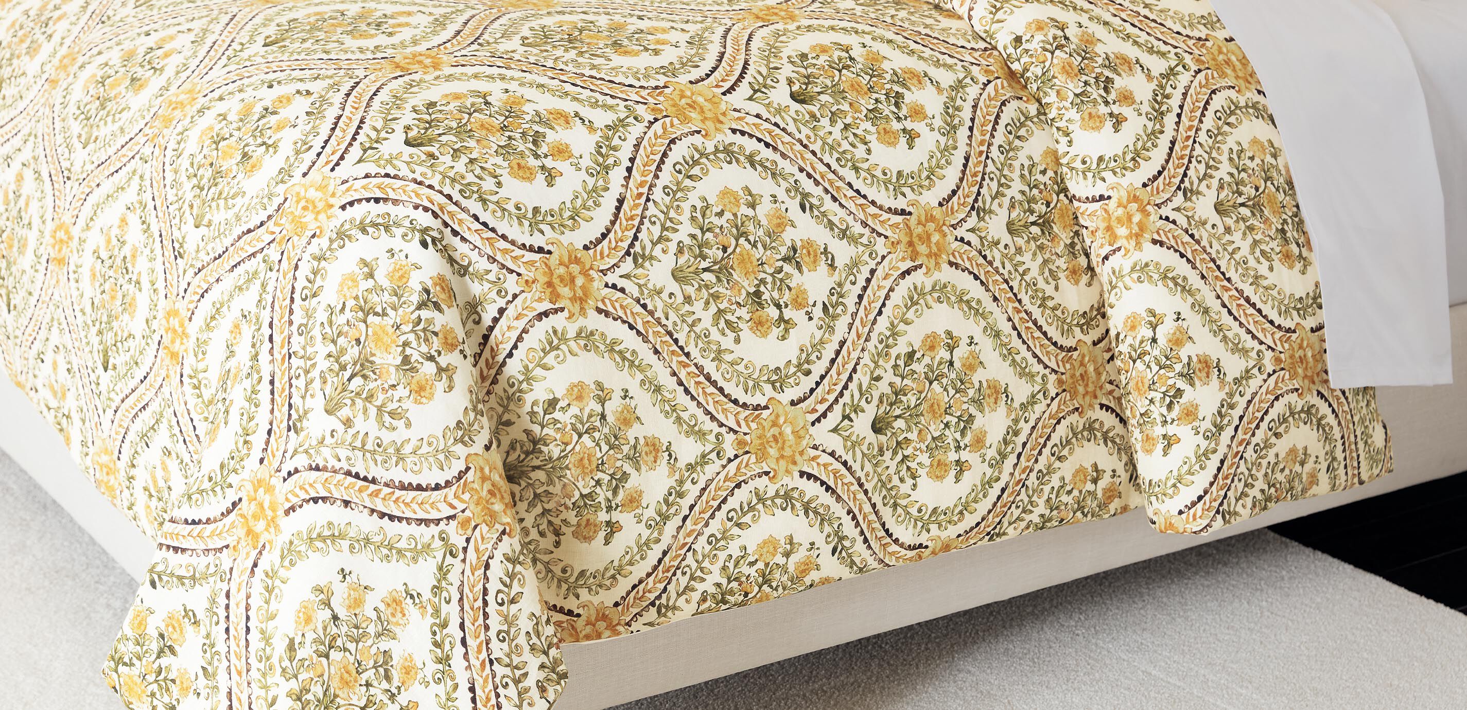 Gold Floral Duvet Cover and Shams Set_3