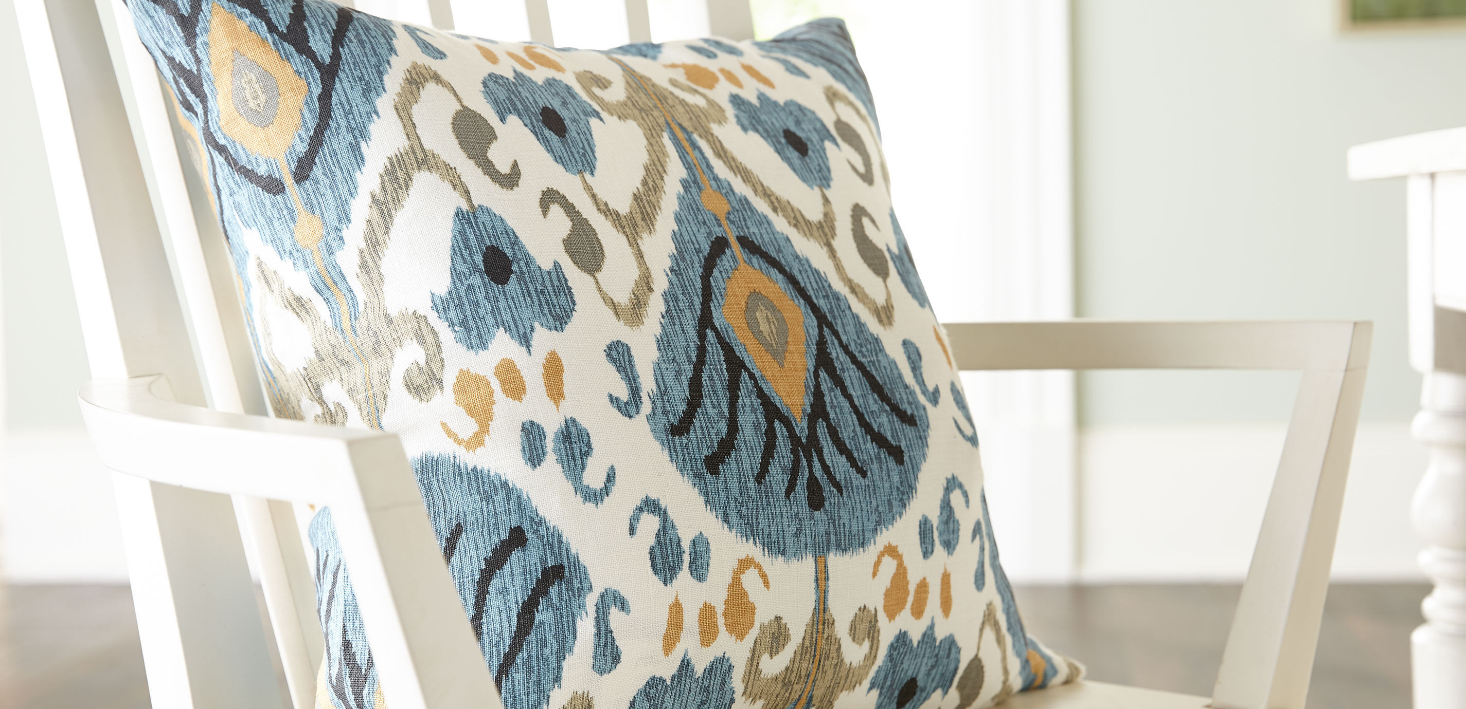 Blue Ikat Printed Pillow_2