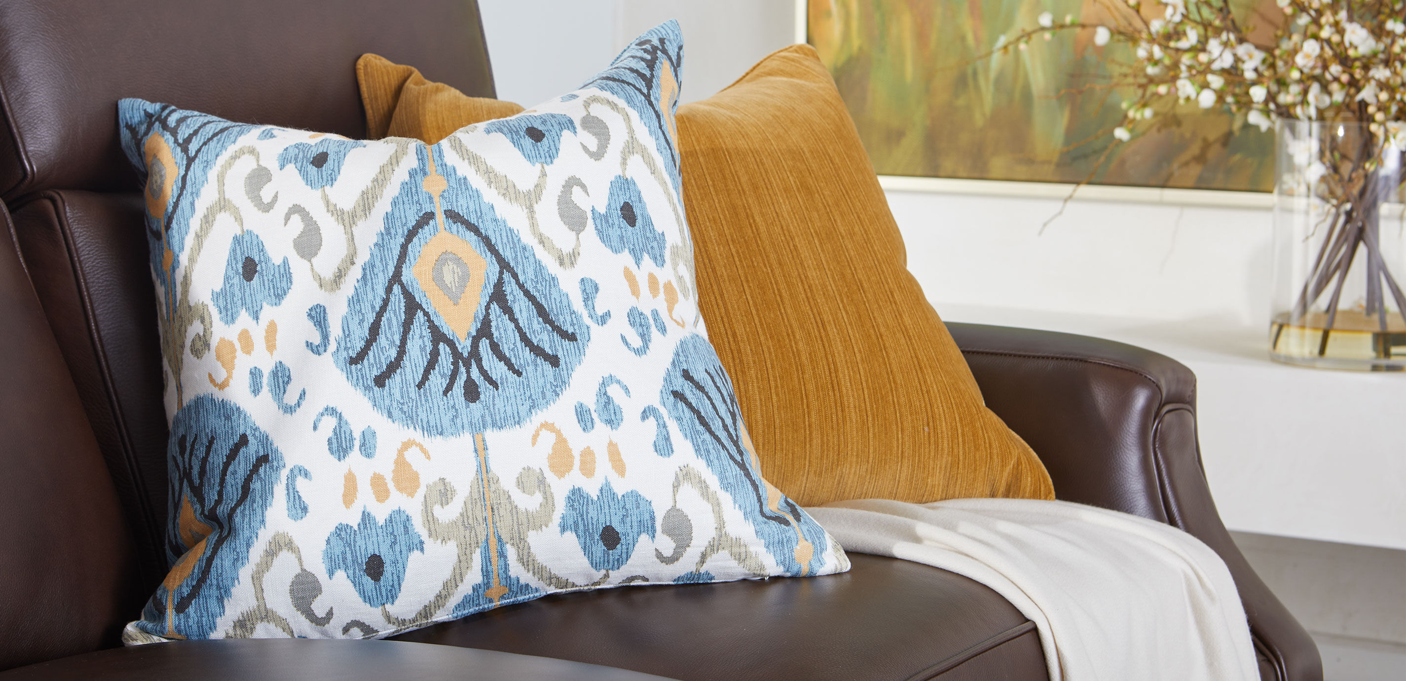Blue Ikat Printed Pillow_3