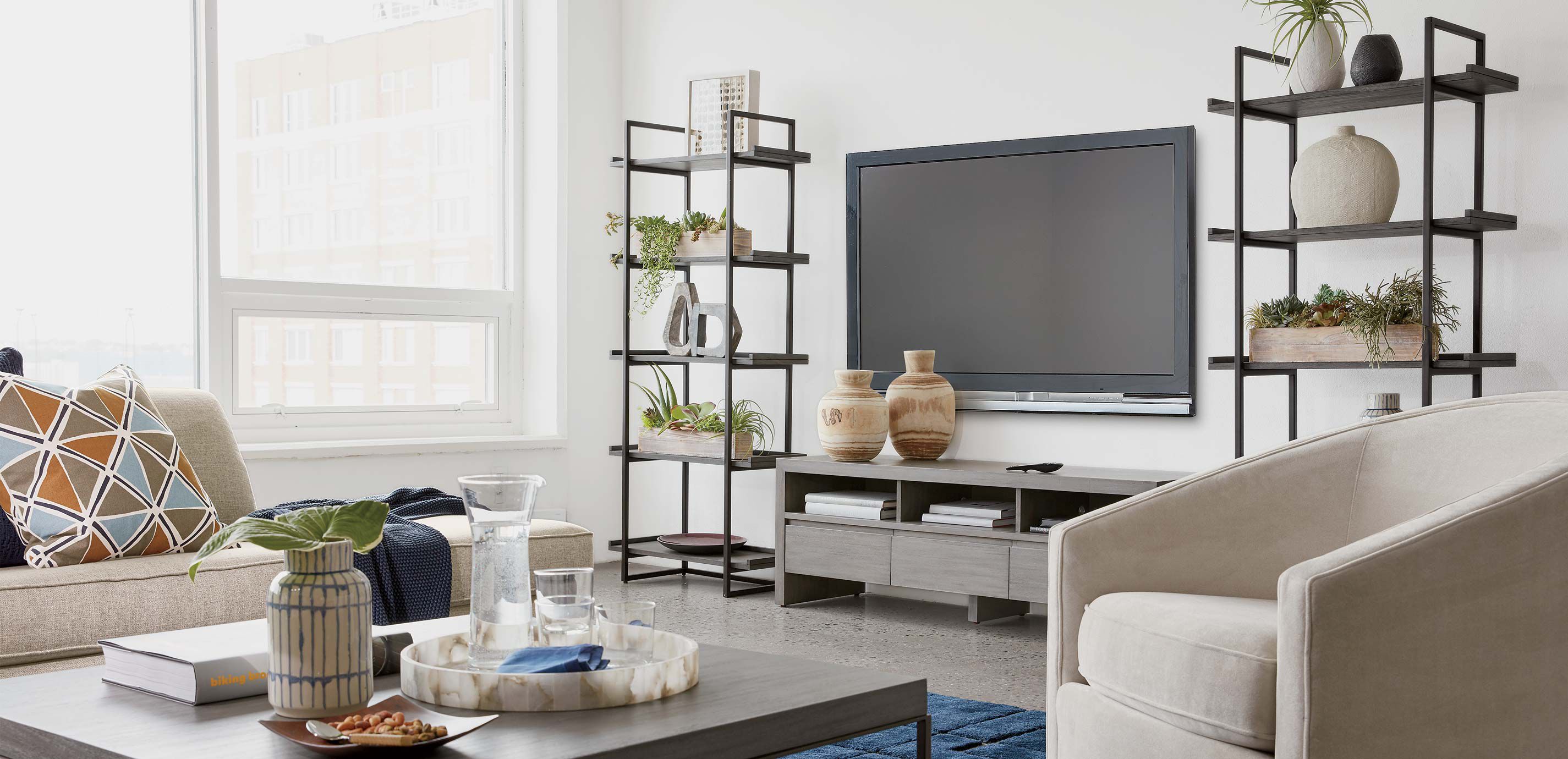 Dillonvale Display Bookcase_8