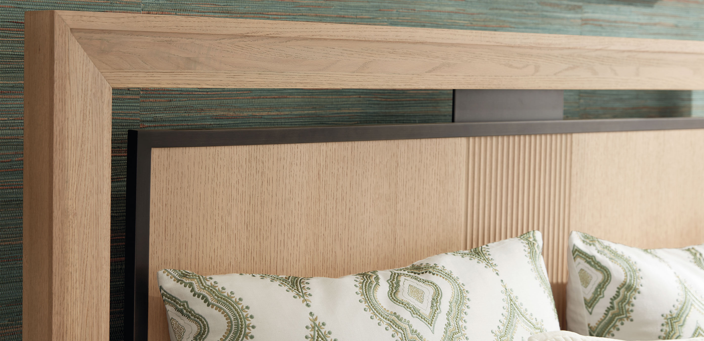 Avon Oak Bed_8