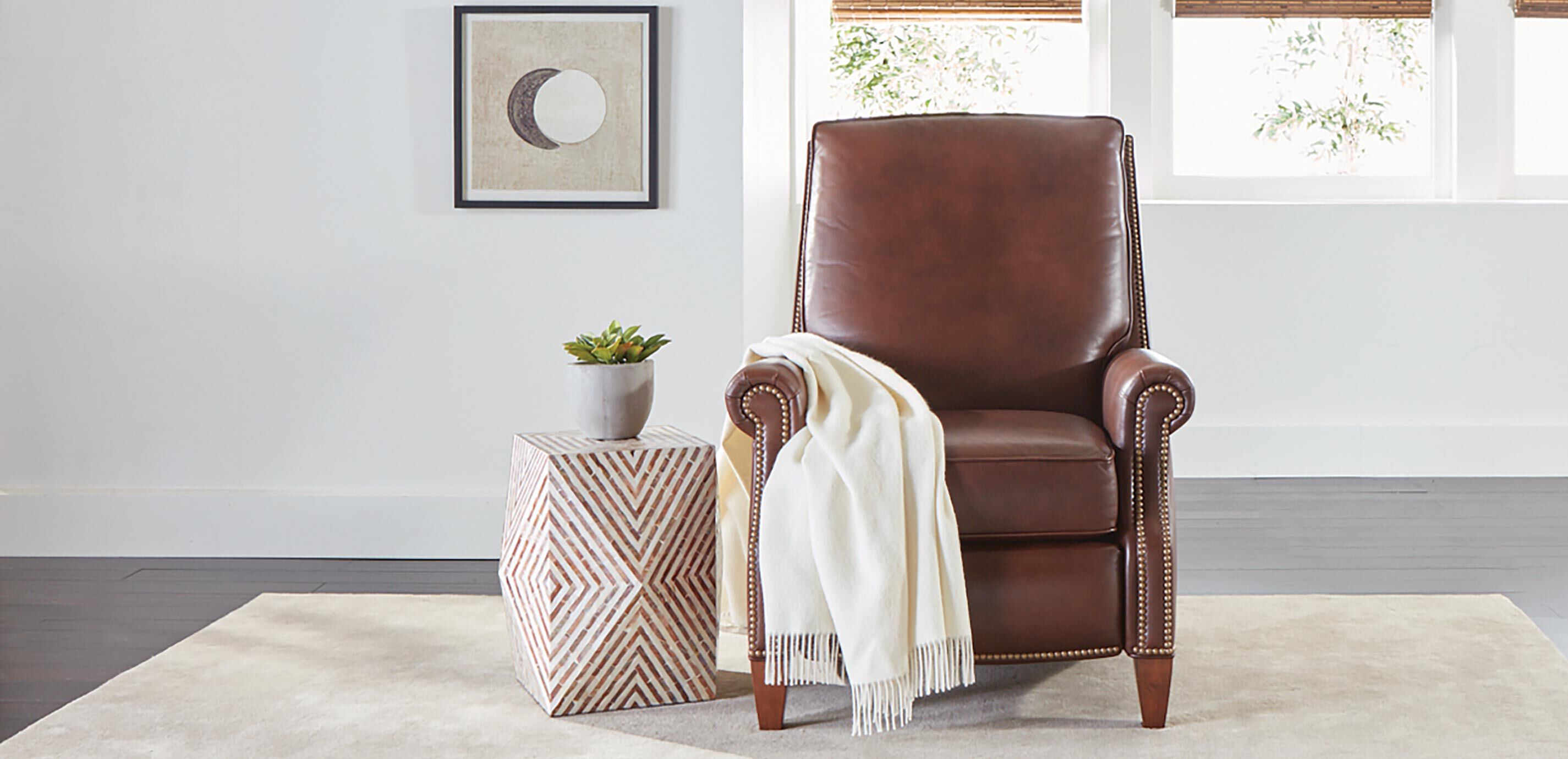 Colburn Leather Recliner_3