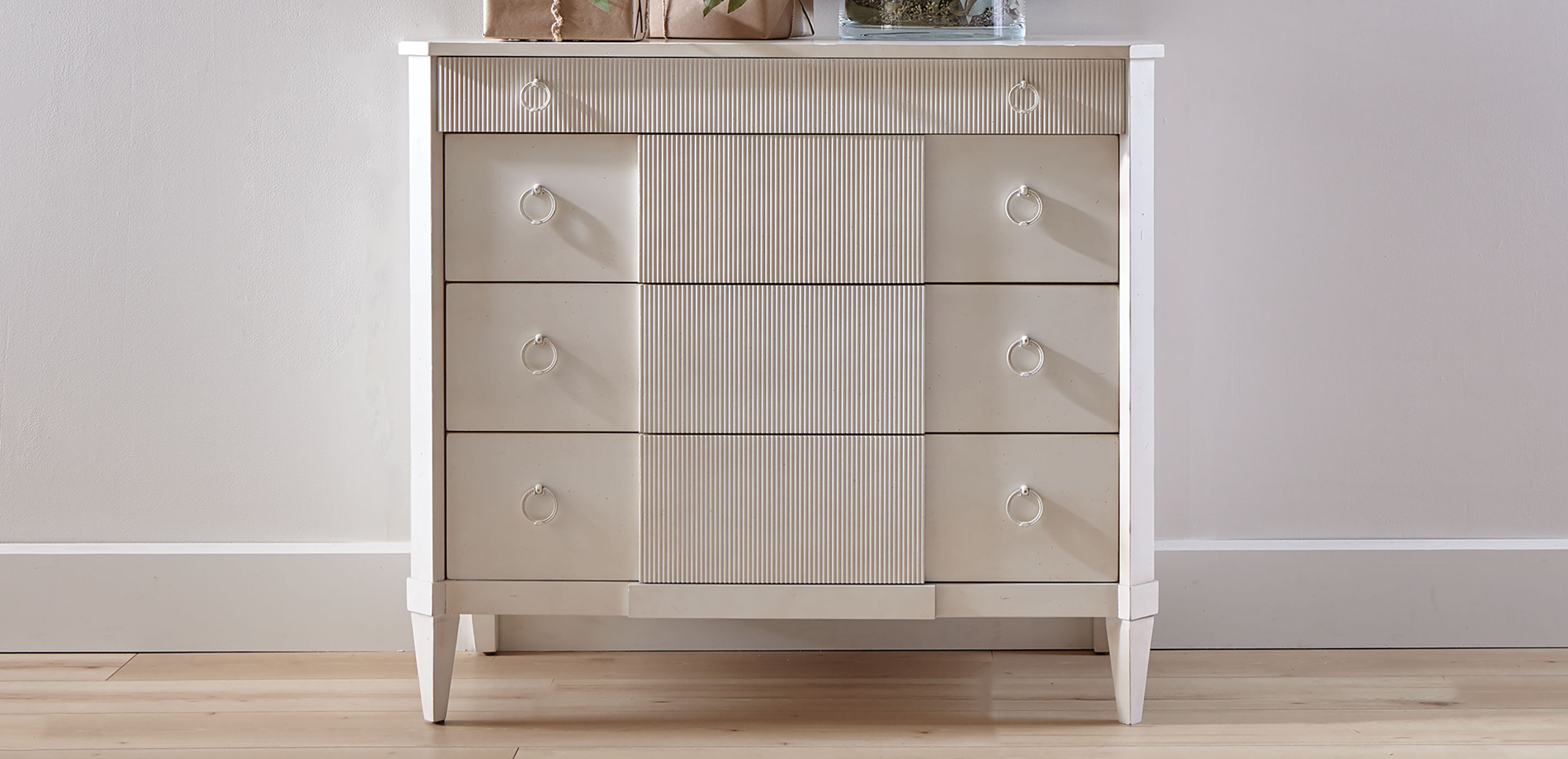 Adelaide Chest