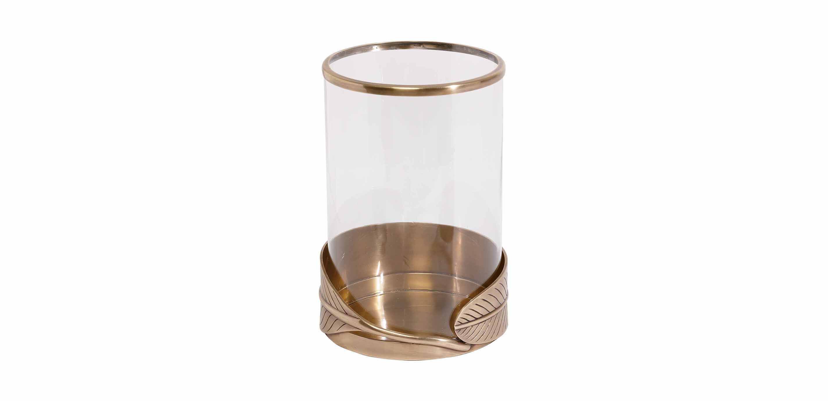 Leaf Hurricane, Brass