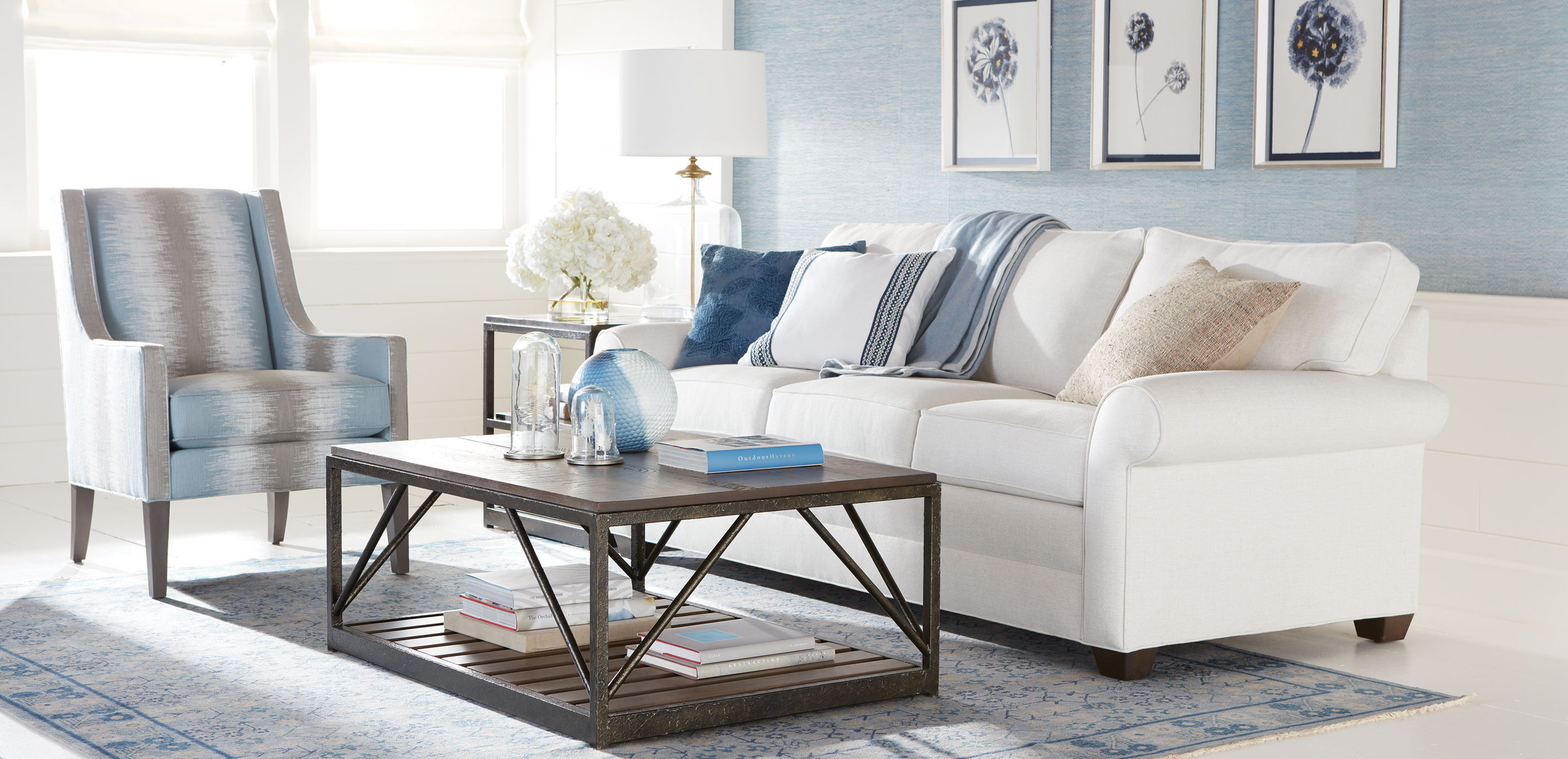 Bennett Roll-Arm Three-Seat Sofa_8