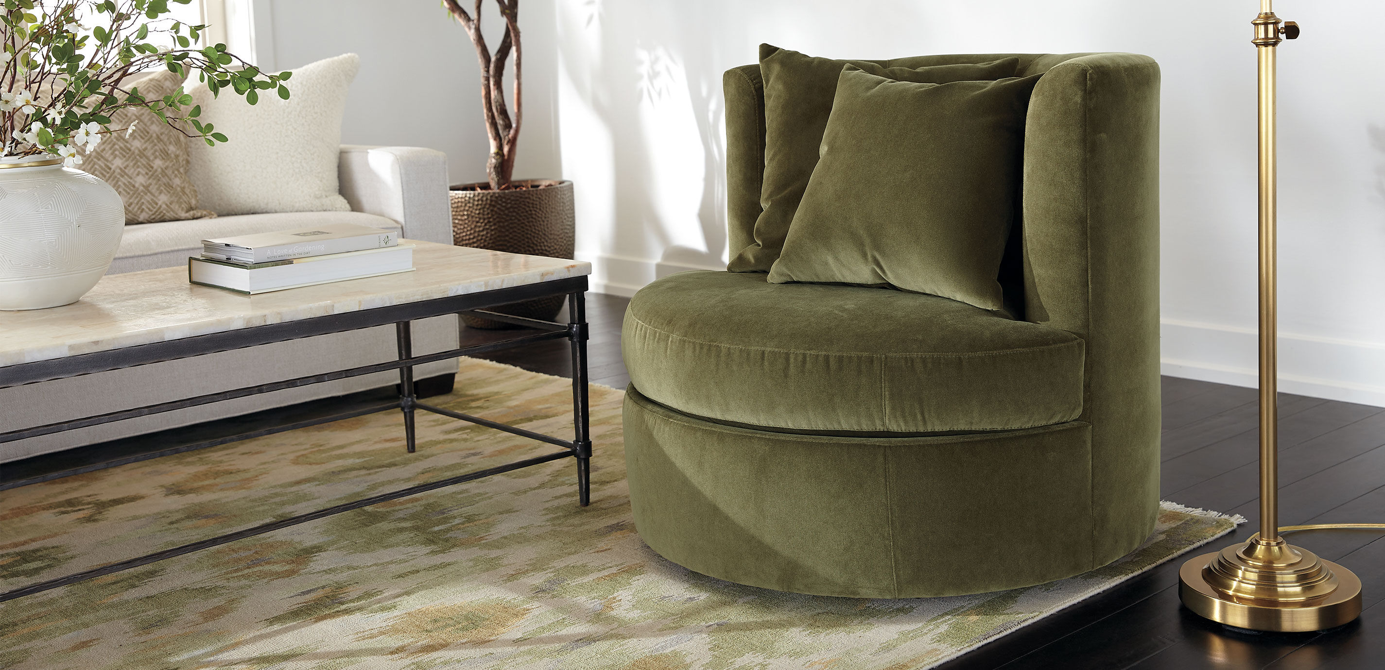 Solenne Swivel Chair_3