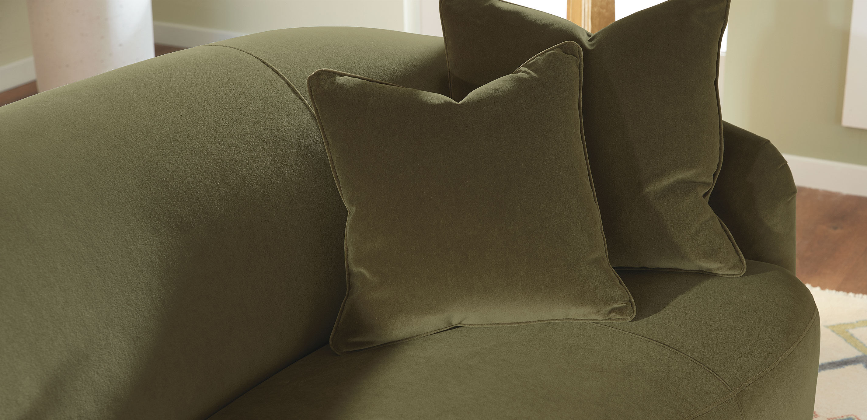 Calista Curved Sofa 