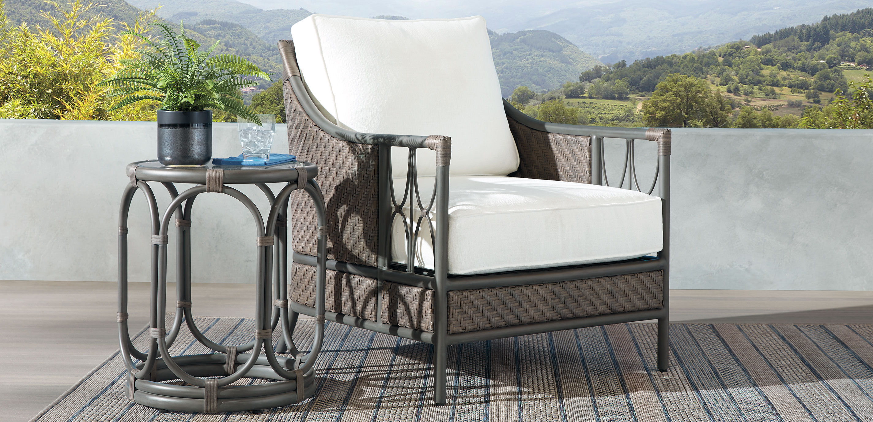 Cape Monaco Outdoor Lounge Chair_3