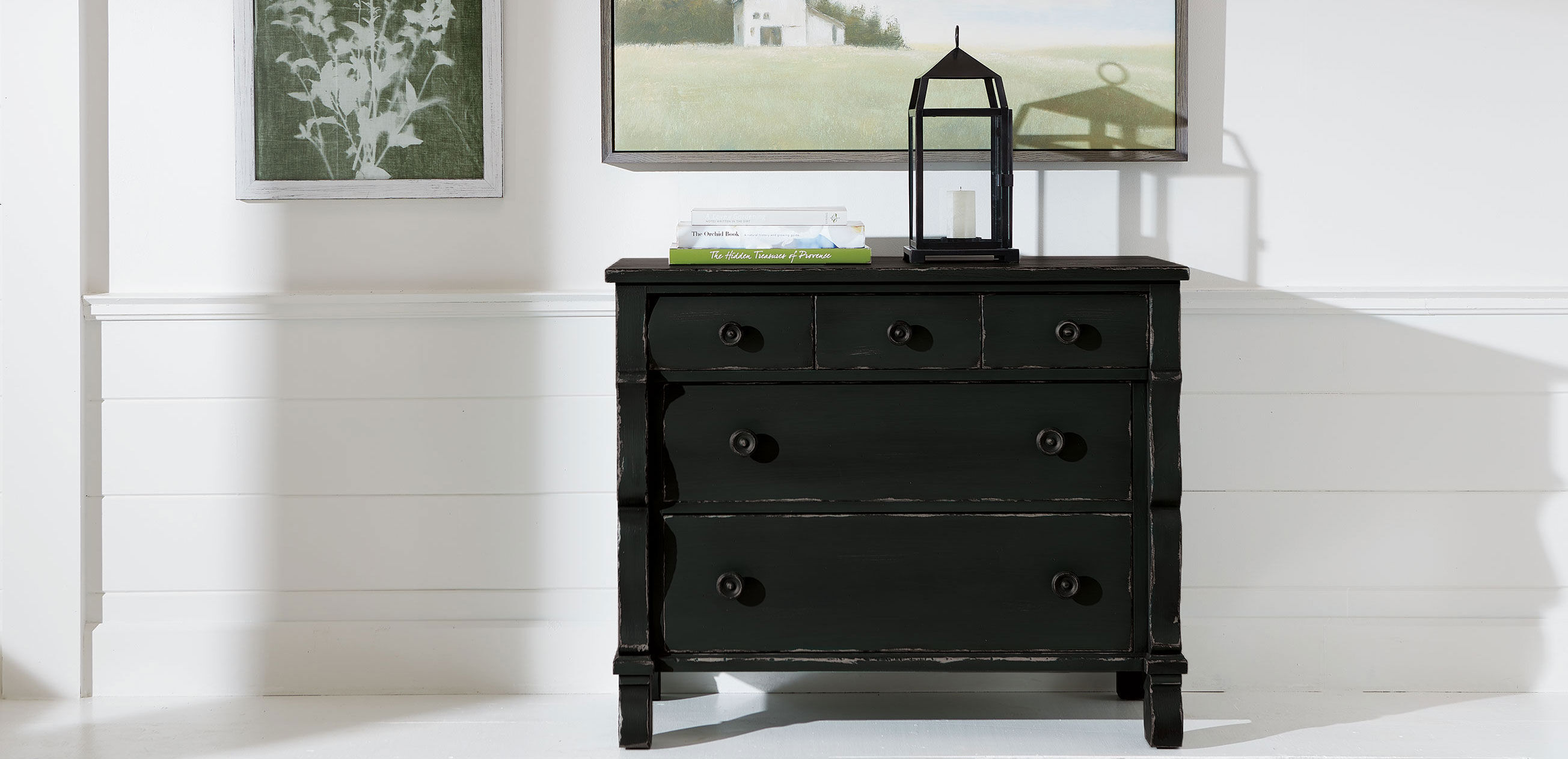 Lindsey Single Chest