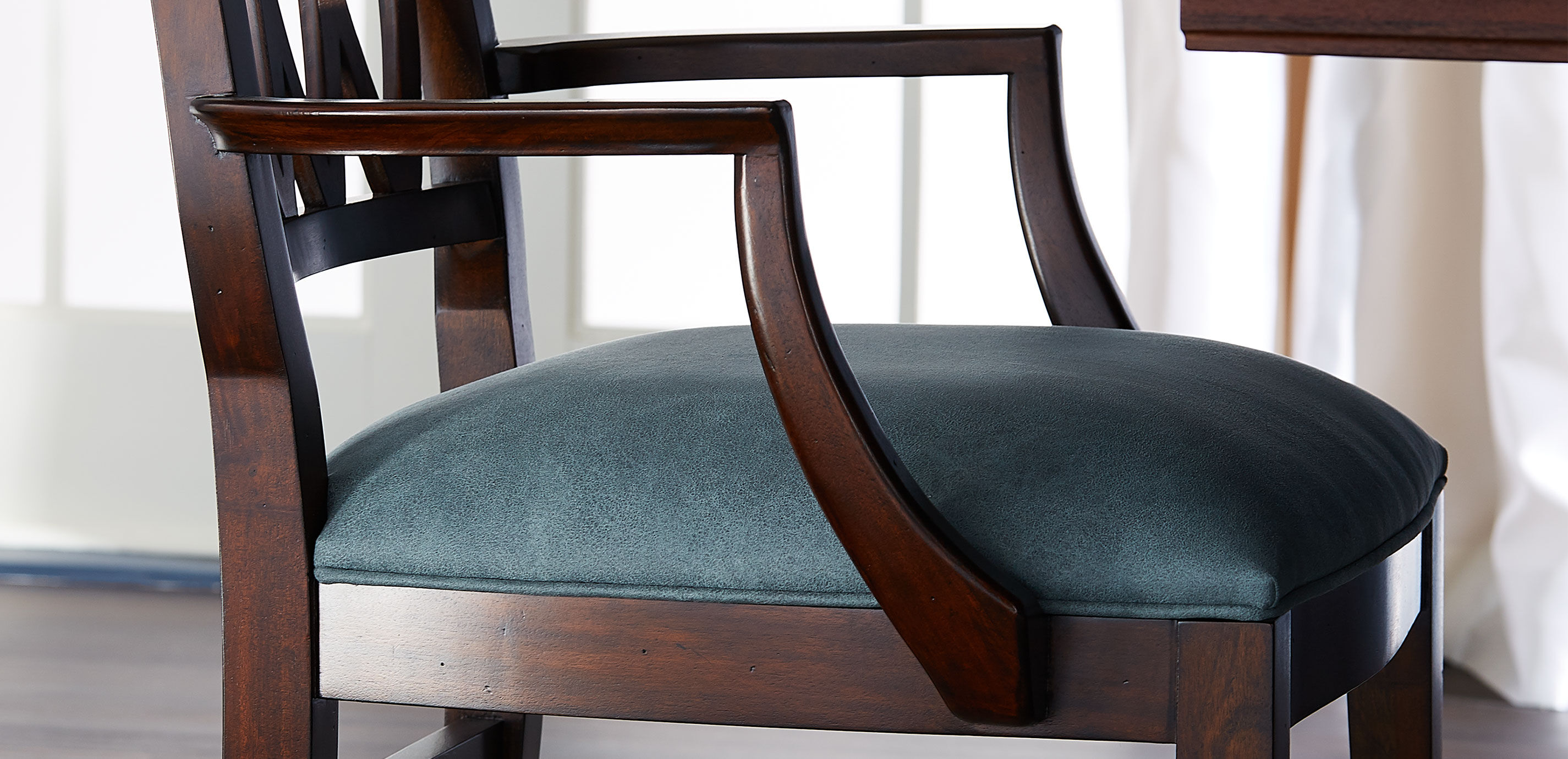 Colette Armchair_7