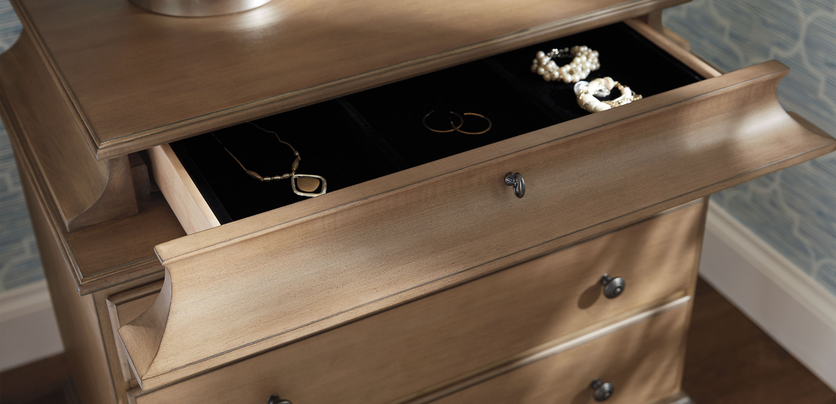 Leora Night Table_8