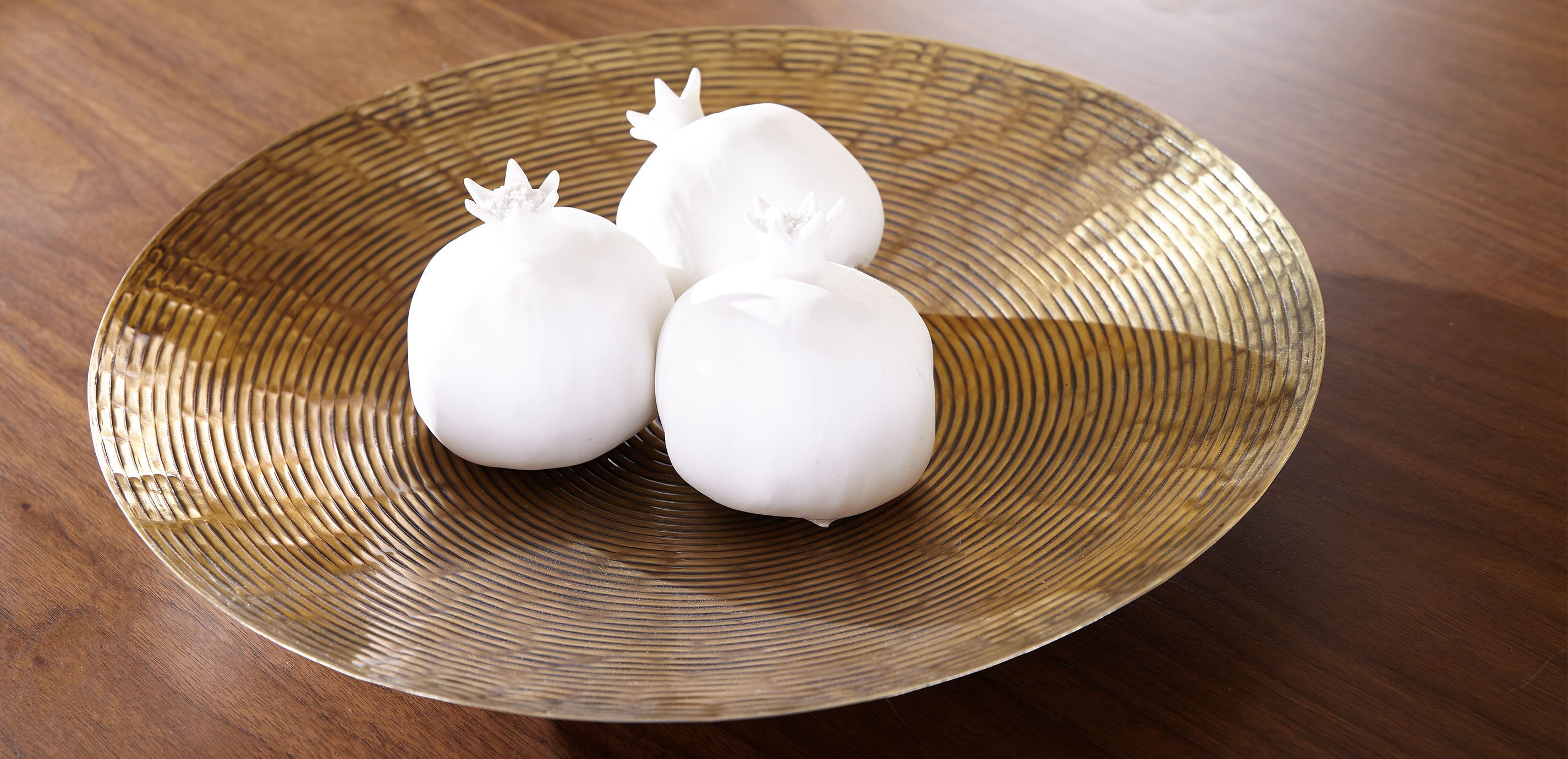 Anisa Ribbed Low Metal Bowl_3