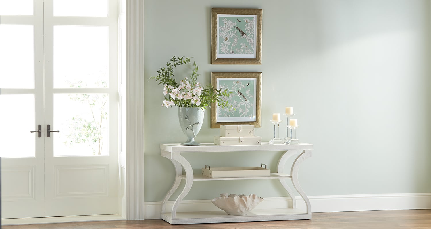 Delicate Details Entryway Main Image