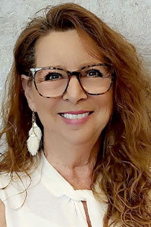Designer Lynda Shroads